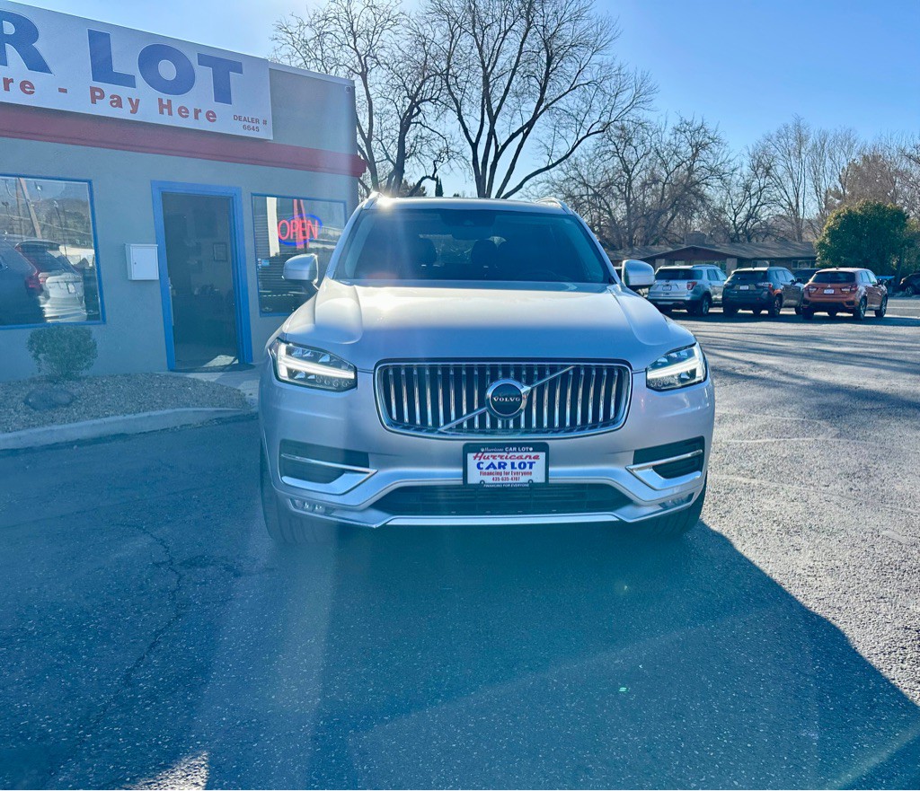 2020 Volvo XC90 Image 3