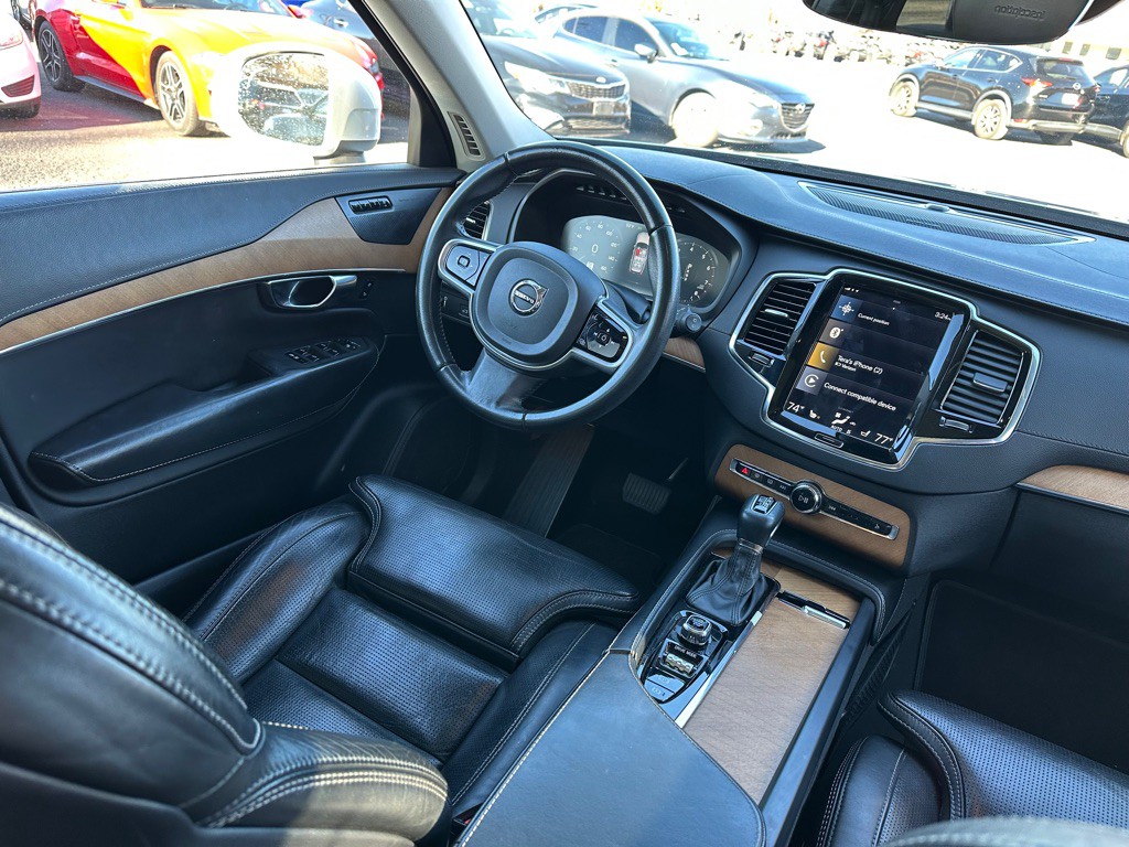 2020 Volvo XC90 Image 13