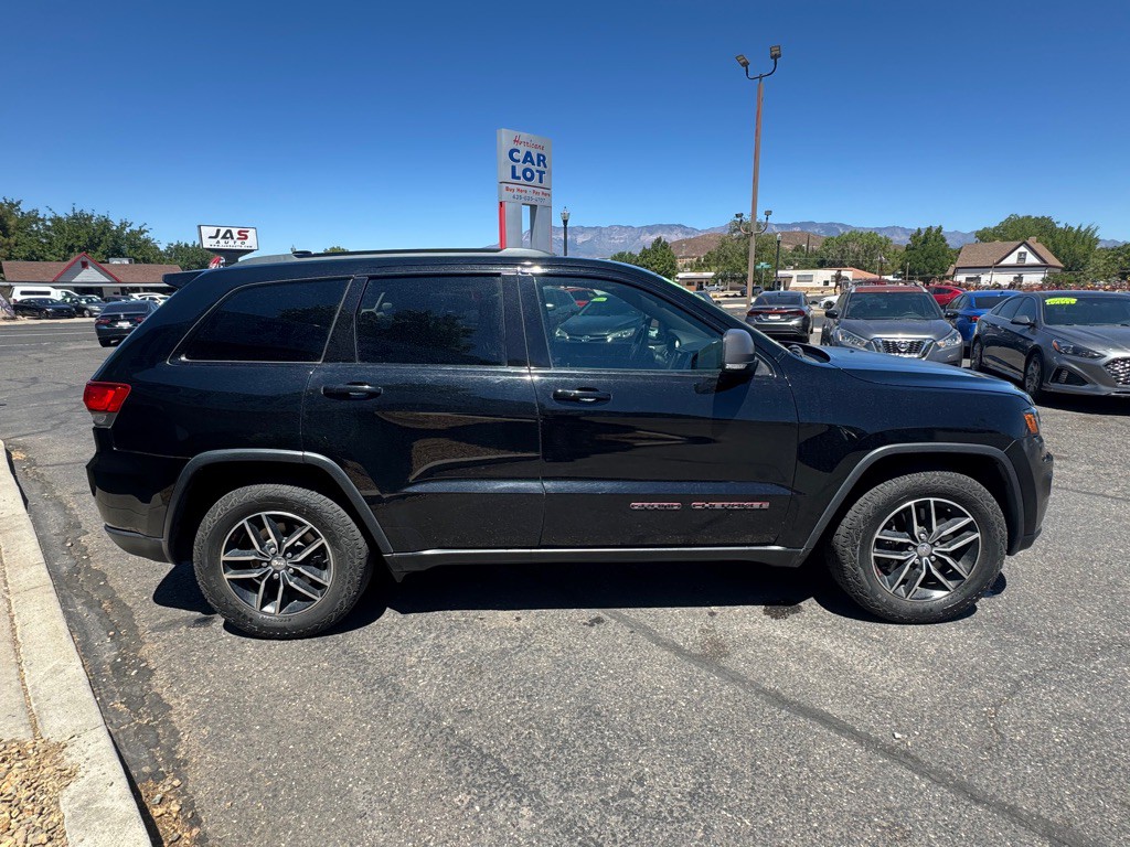 2018 Jeep Grand Cherokee Image 4