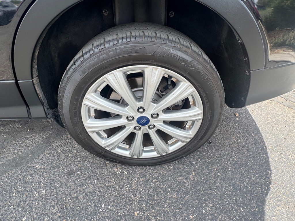 2017 Ford Escape Image 25