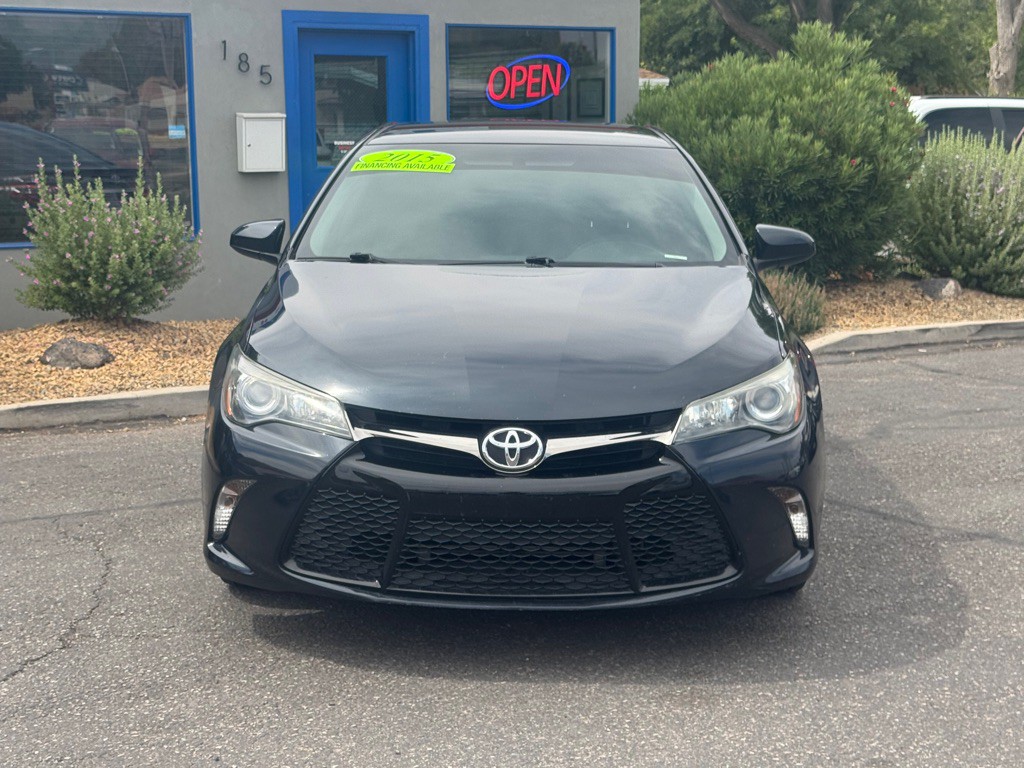 2015 Toyota Camry Image 2