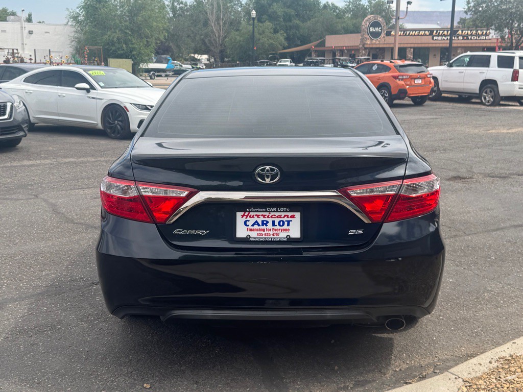 2015 Toyota Camry Image 6
