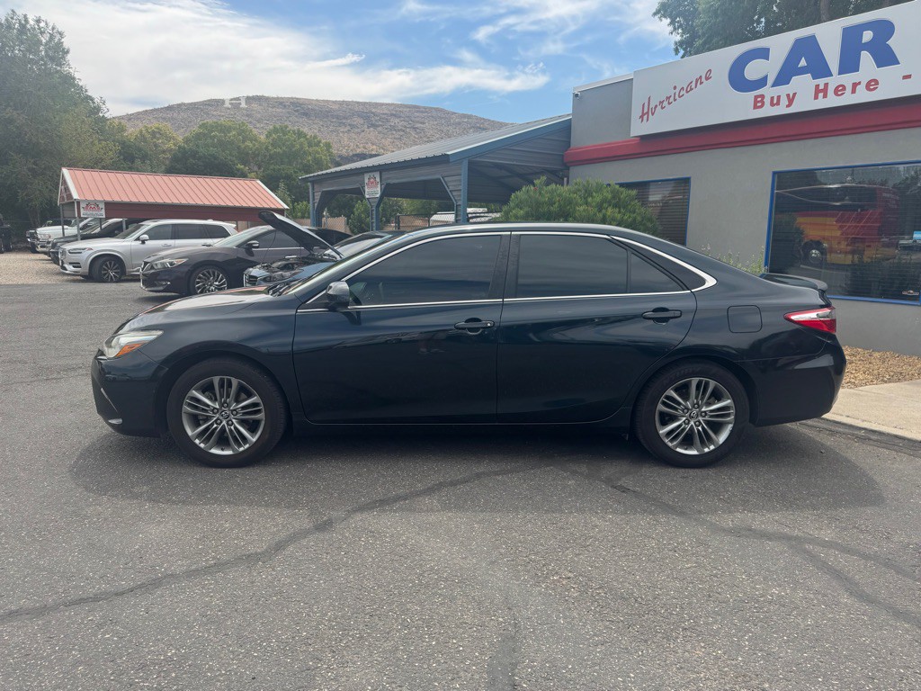 2015 Toyota Camry Image 8