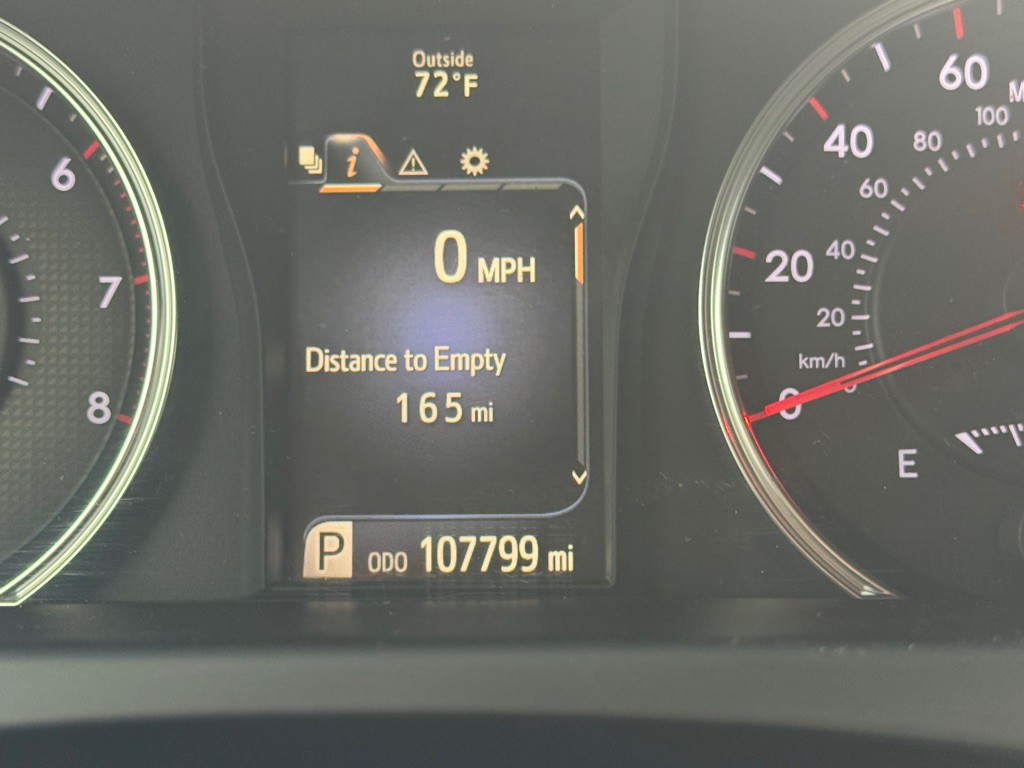 2015 Toyota Camry Image 29