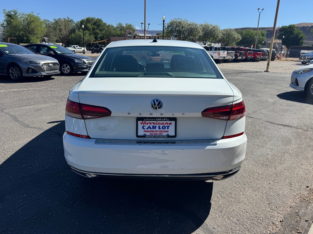 2021 Volkswagen Passat Image 6