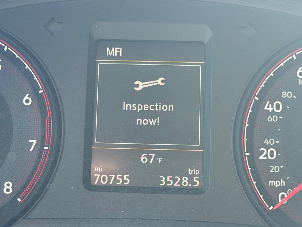 2021 Volkswagen Passat Image 32