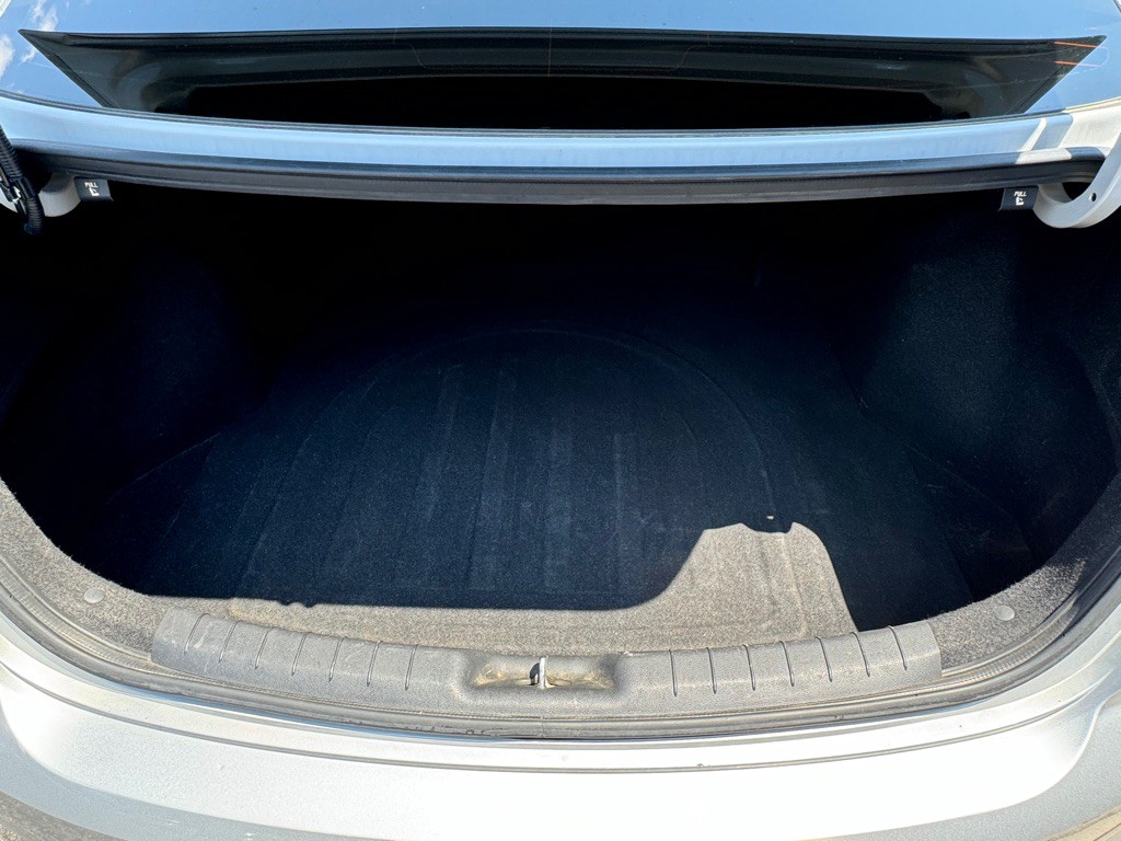 2019 Hyundai Elantra Image 21