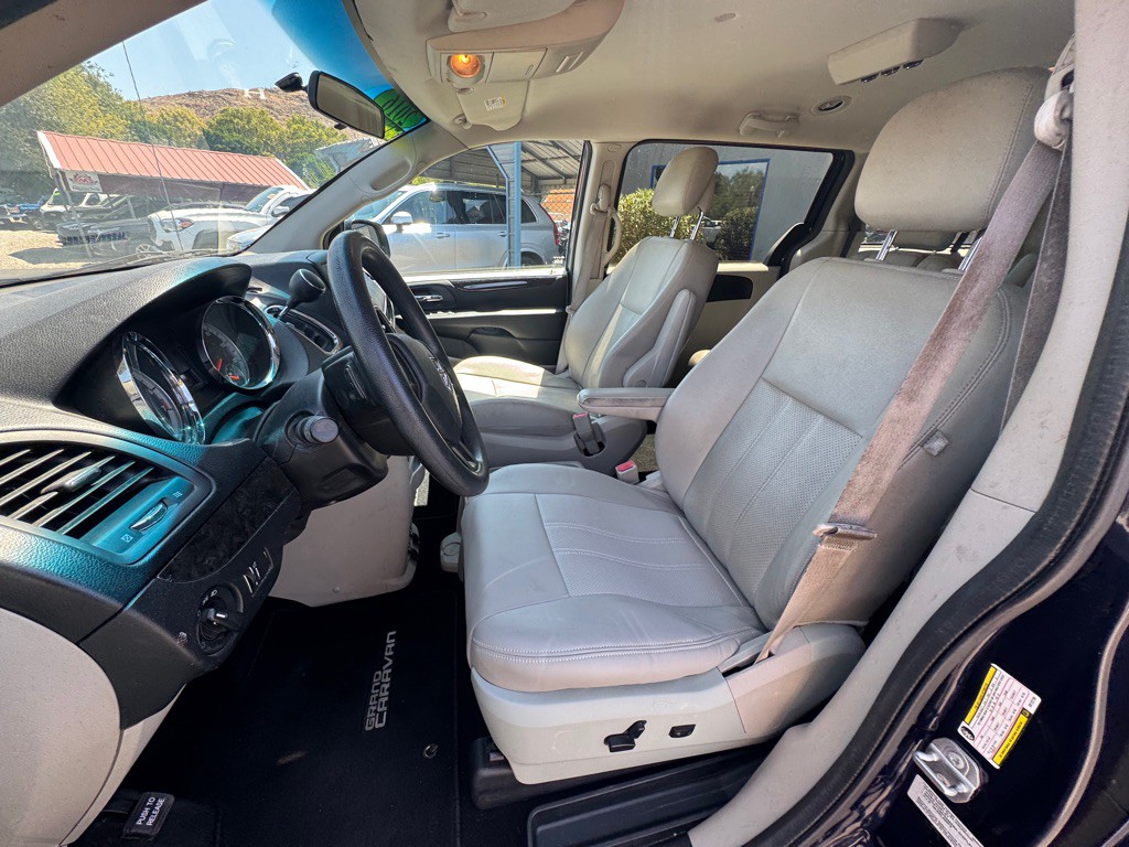 2016 Dodge Grand Caravan Image 9