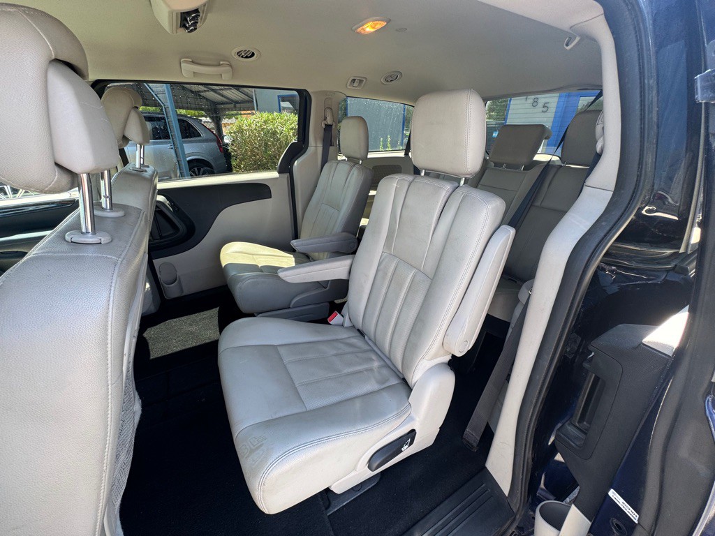 2016 Dodge Grand Caravan Image 11