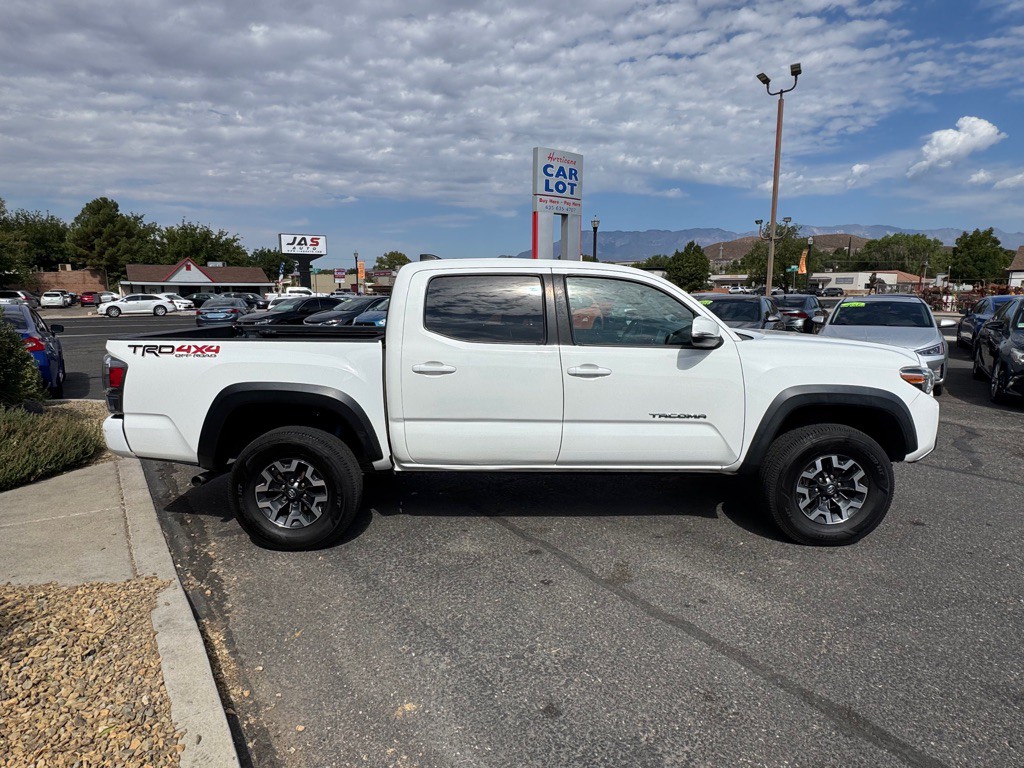 2021 Toyota Tacoma Image 4