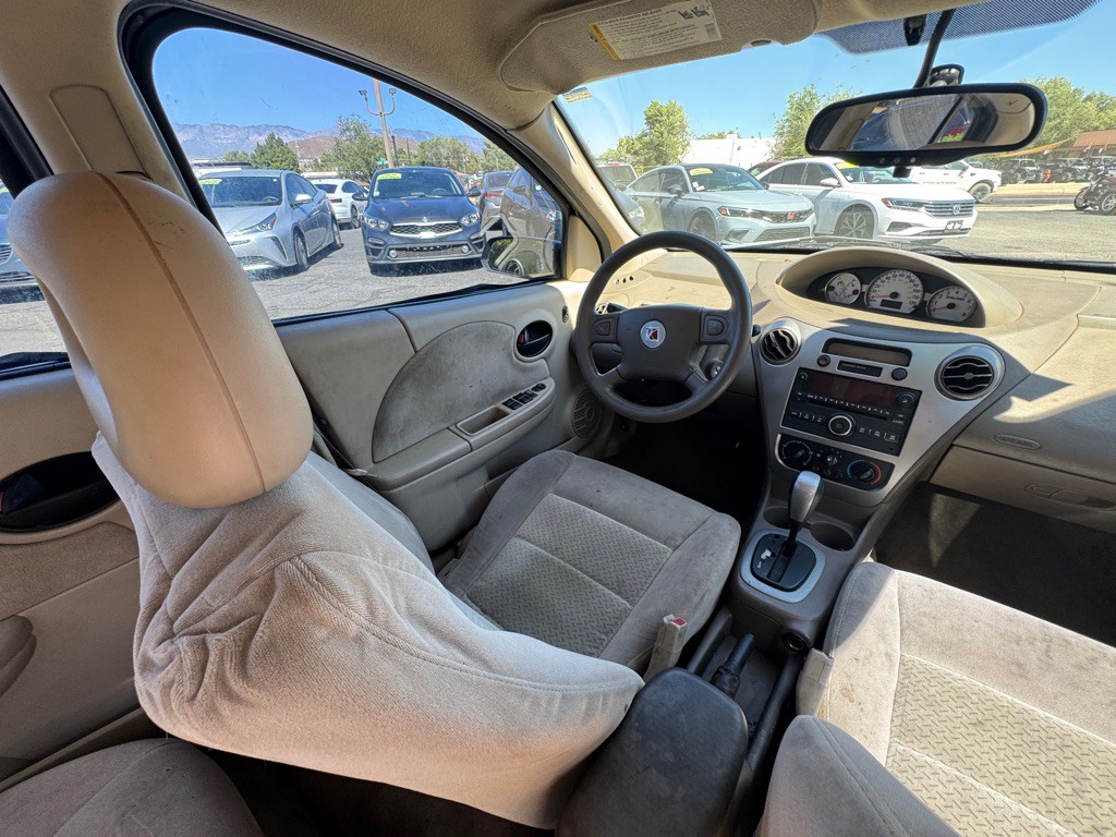 2006 Saturn ION Image 13