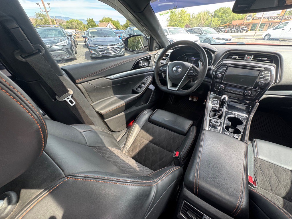 2020 Nissan Maxima Image 13