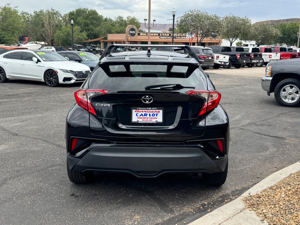 2021 Toyota C-HR Image 6