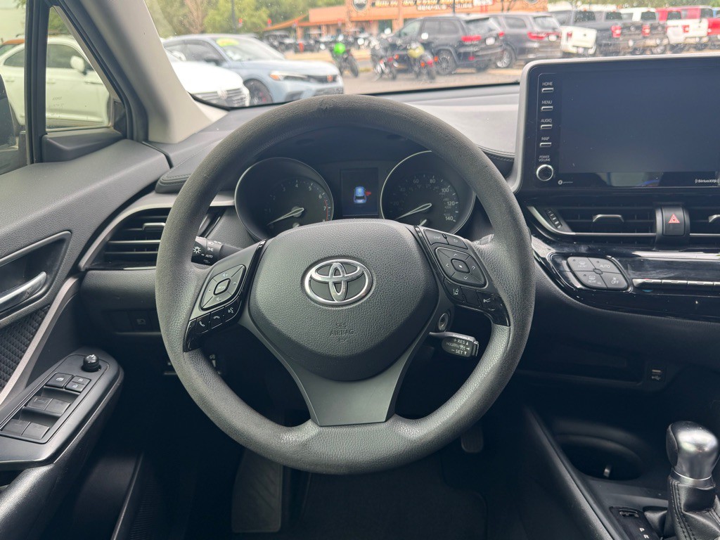 2021 Toyota C-HR Image 17