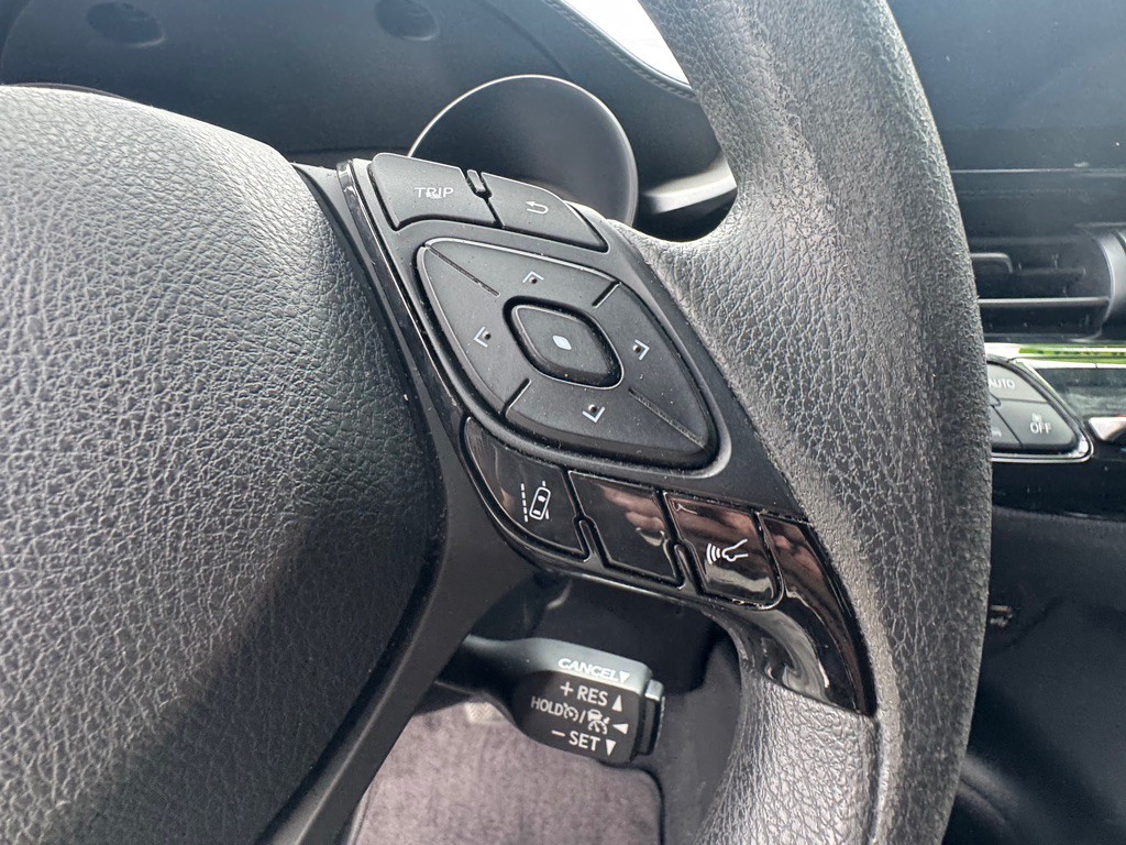 2021 Toyota C-HR Image 29