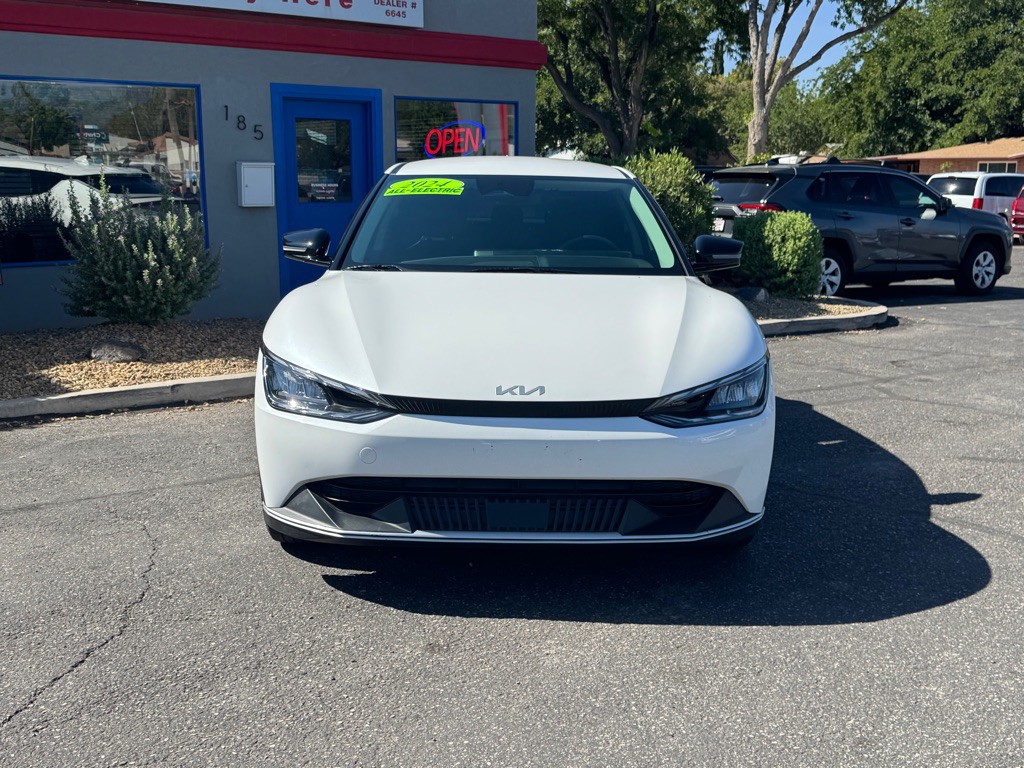 2024 Kia EV6 Image 2