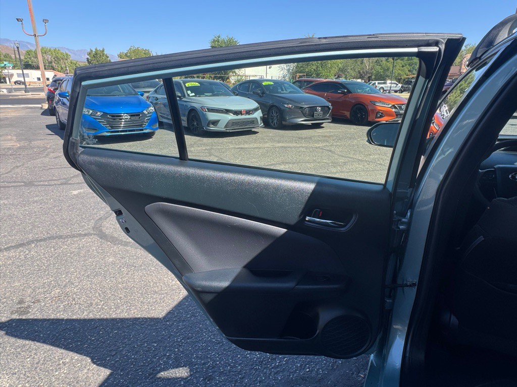 2021 Toyota Prius Image 25