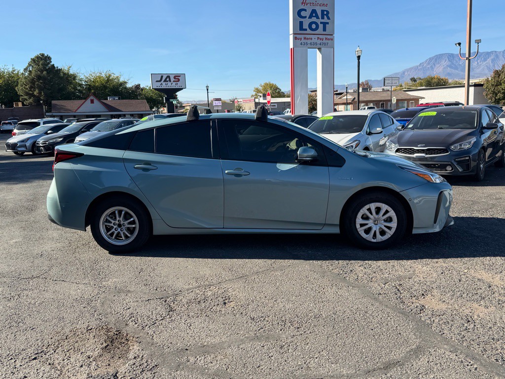 2021 Toyota Prius Image 4