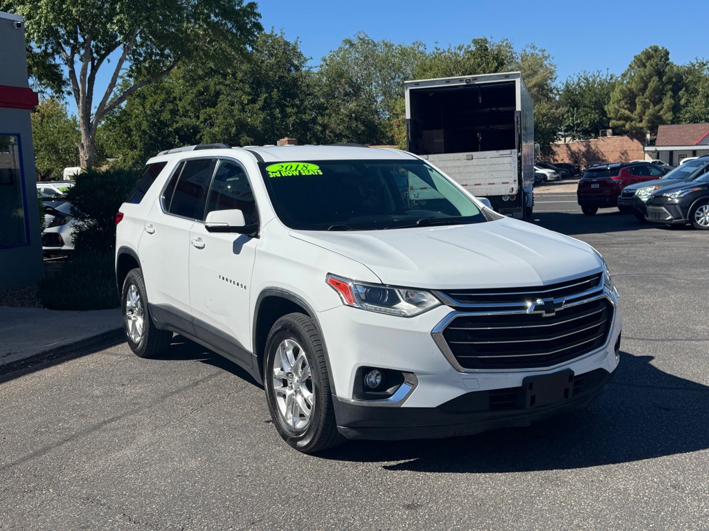 2018 Chevrolet Traverse Image 3