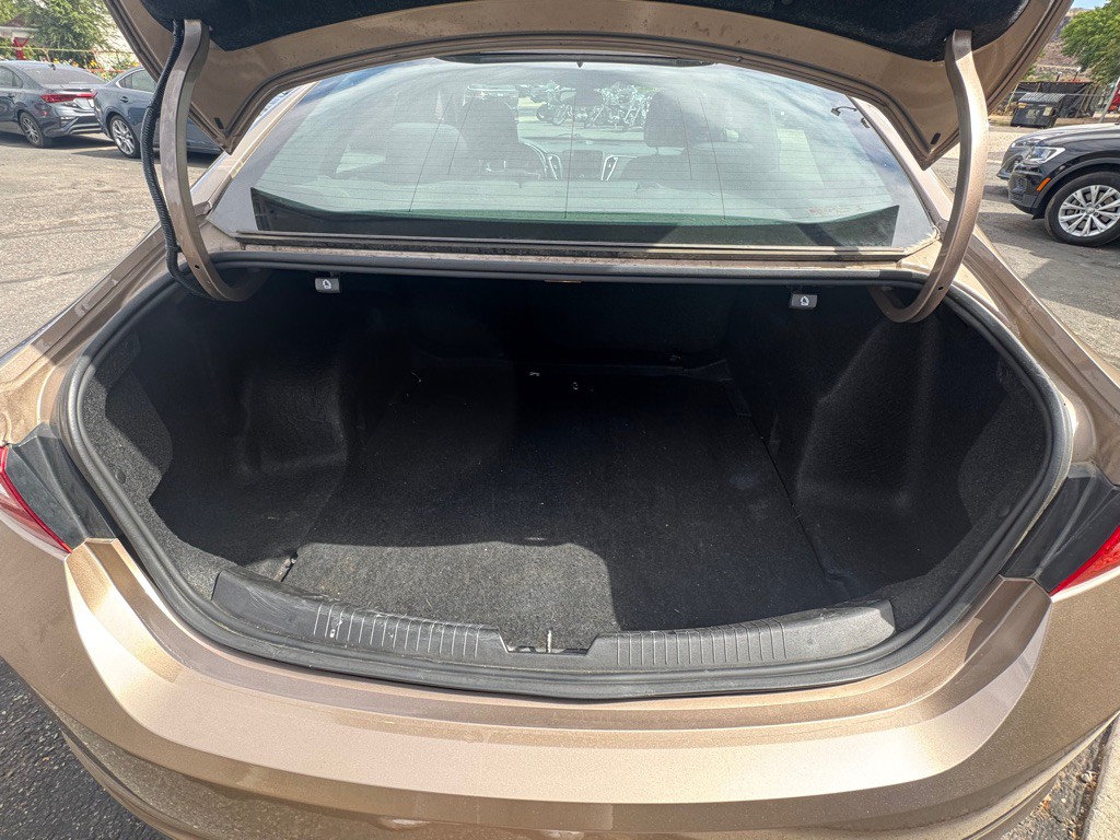 2018 Chevrolet Malibu Image 19