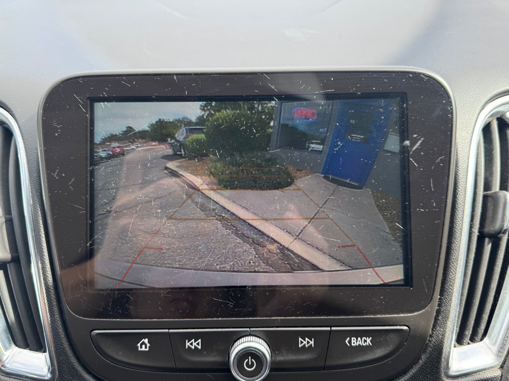 2018 Chevrolet Malibu Image 31