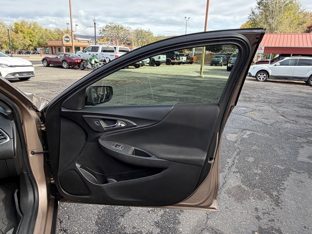 2018 Chevrolet Malibu Image 53