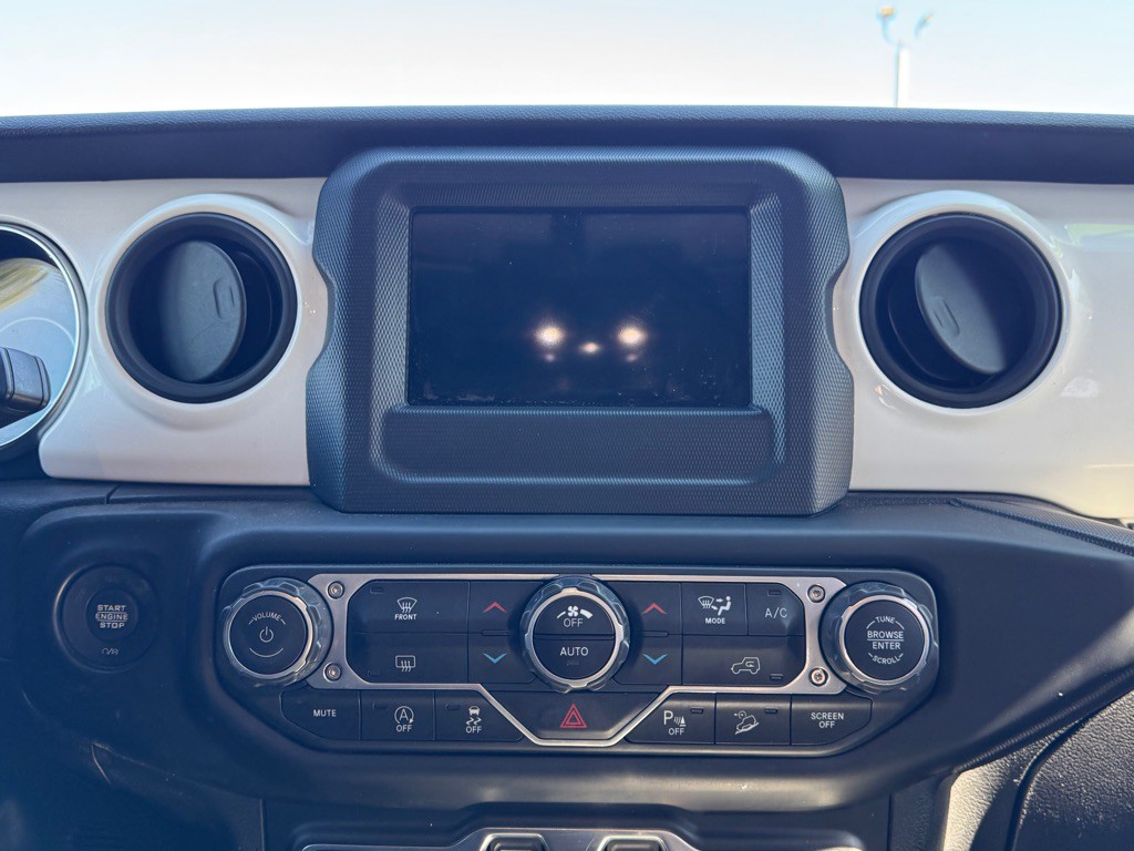 2021 Jeep Wrangler Unlimited Image 15