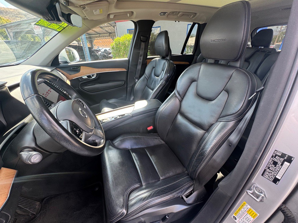 2020 Volvo XC90 Image 9