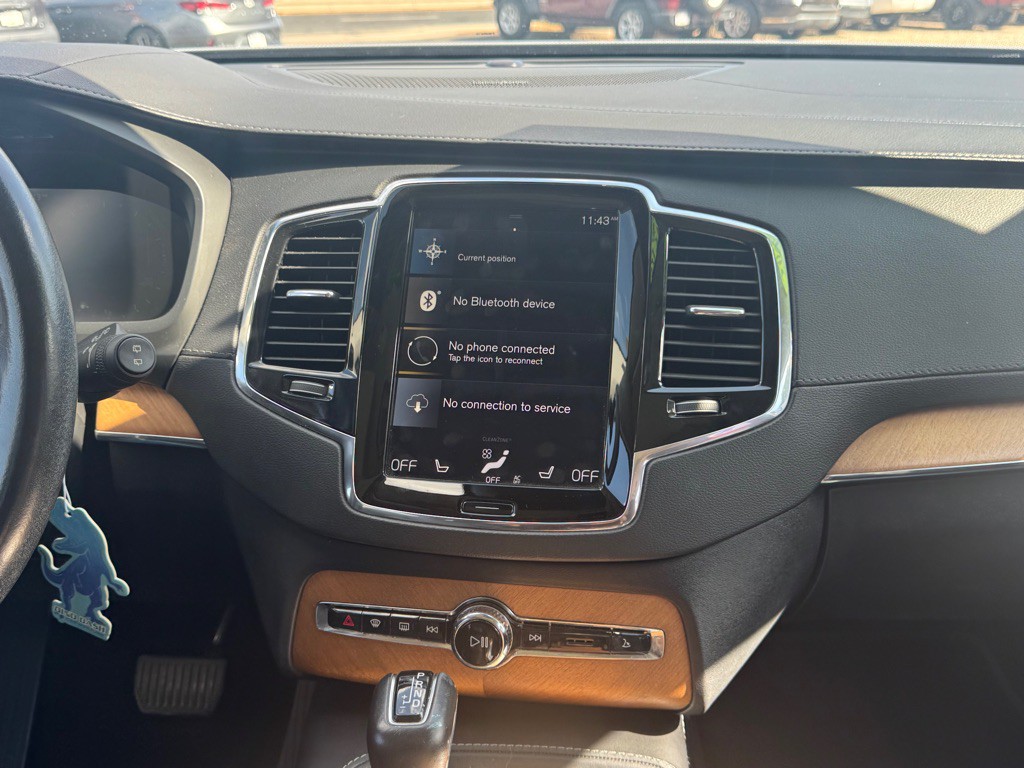 2020 Volvo XC90 Image 15