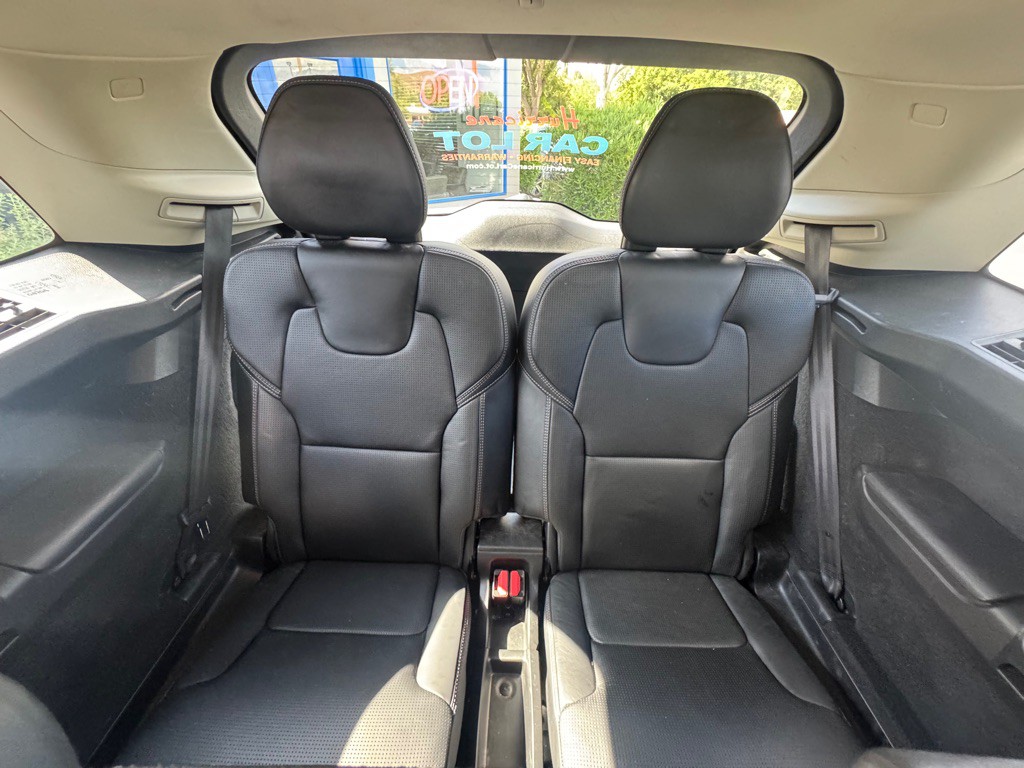 2020 Volvo XC90 Image 19