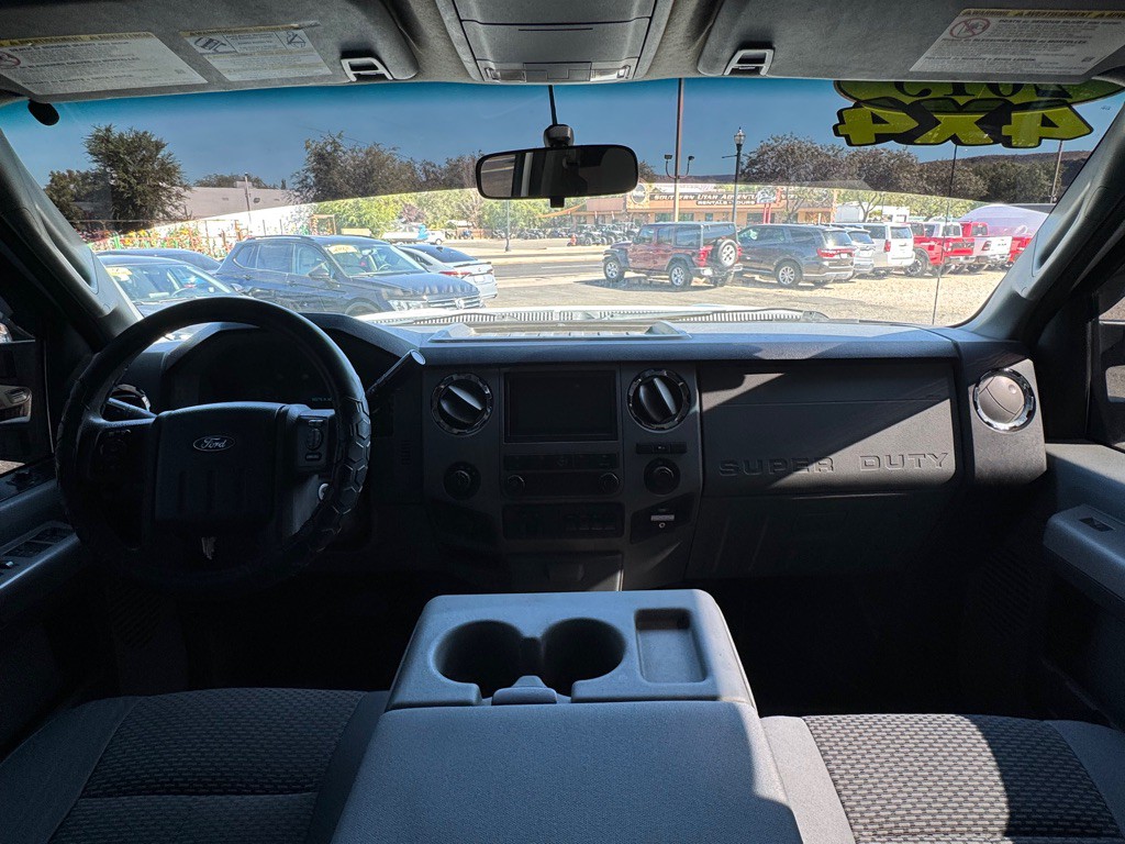 2015 Ford F-250 Image 14