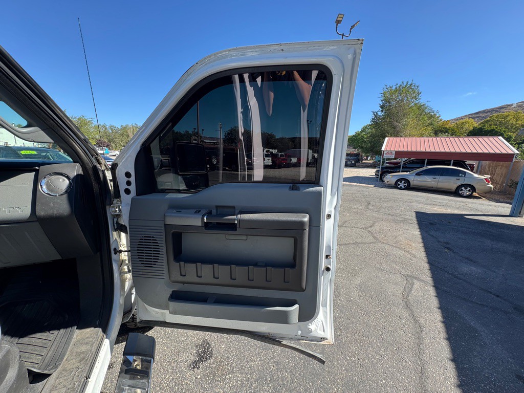 2015 Ford F-250 Image 22