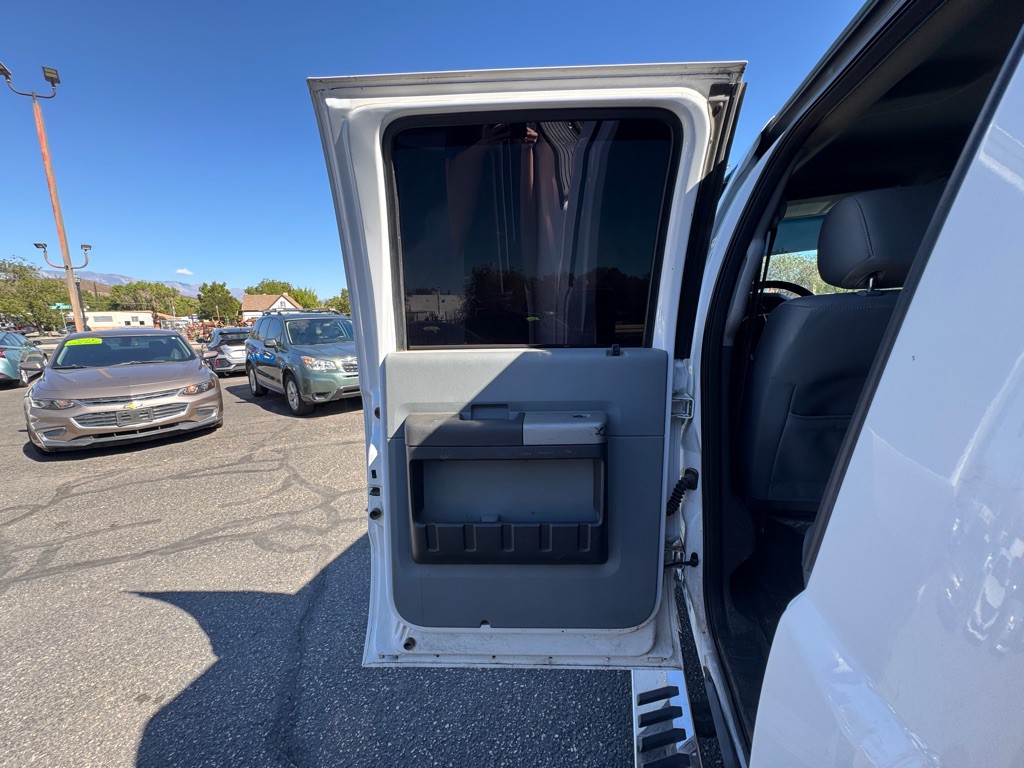 2015 Ford F-250 Image 23