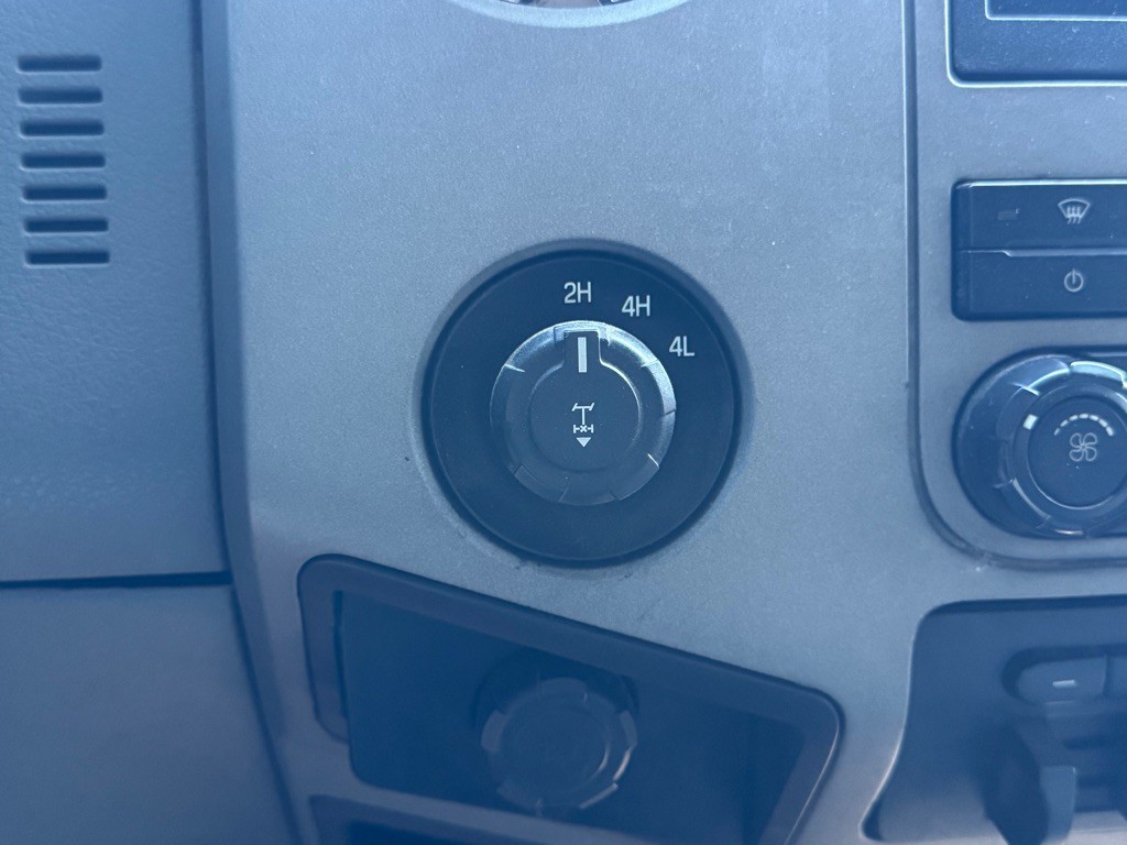 2015 Ford F-250 Image 33