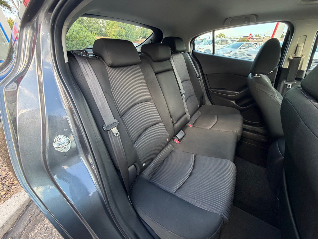 2016 Mazda Mazda3 Image 12