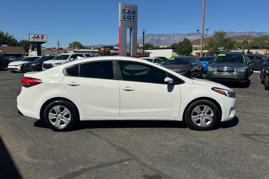 2018 Kia Forte Image 4