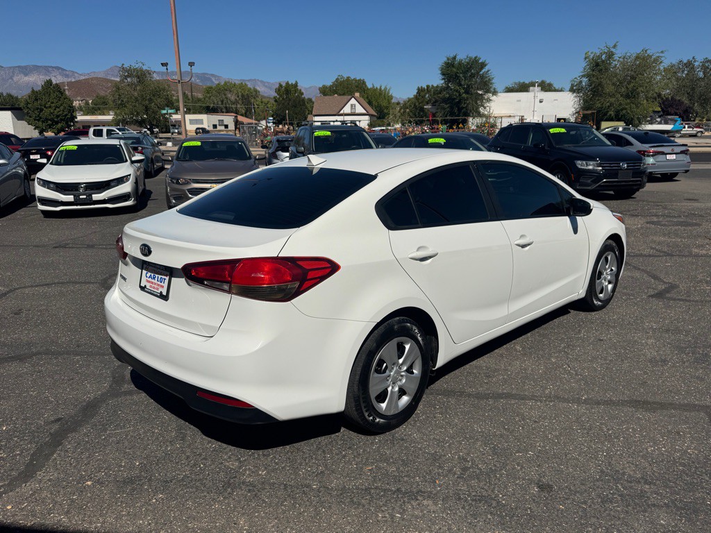 2018 Kia Forte Image 5