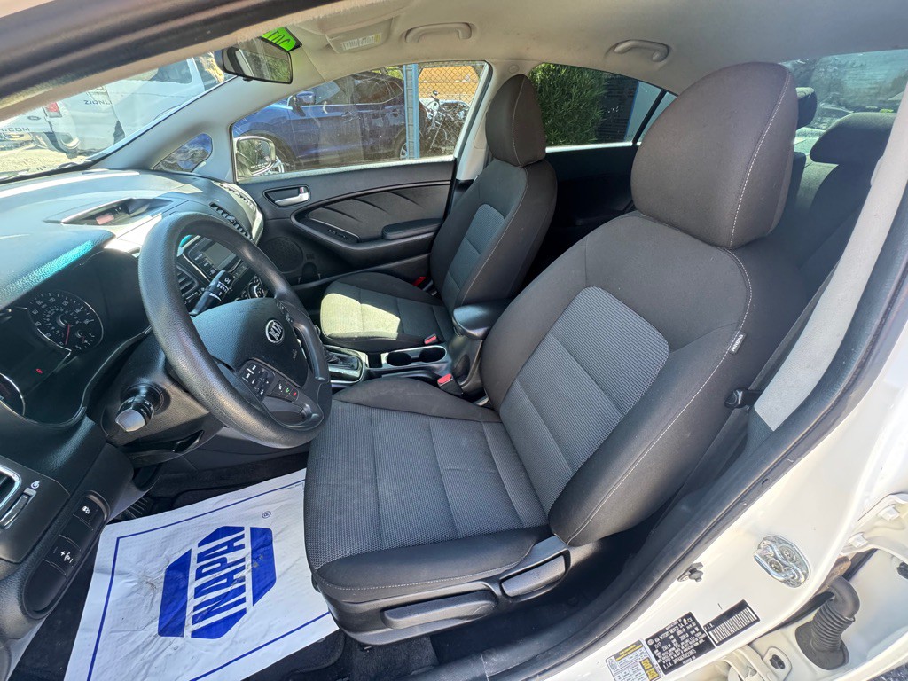 2018 Kia Forte Image 9