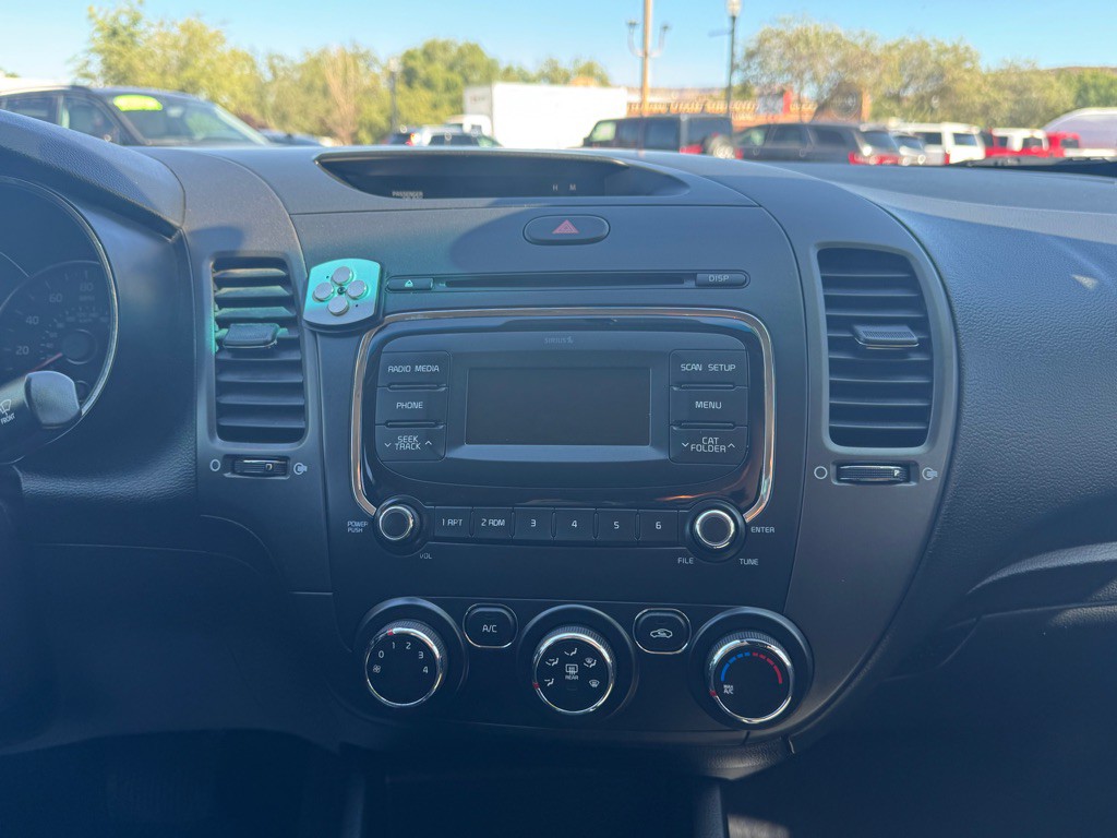 2018 Kia Forte Image 15