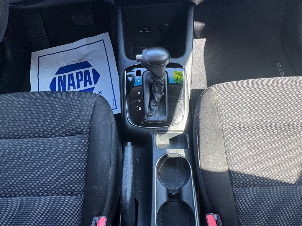 2018 Kia Forte Image 16