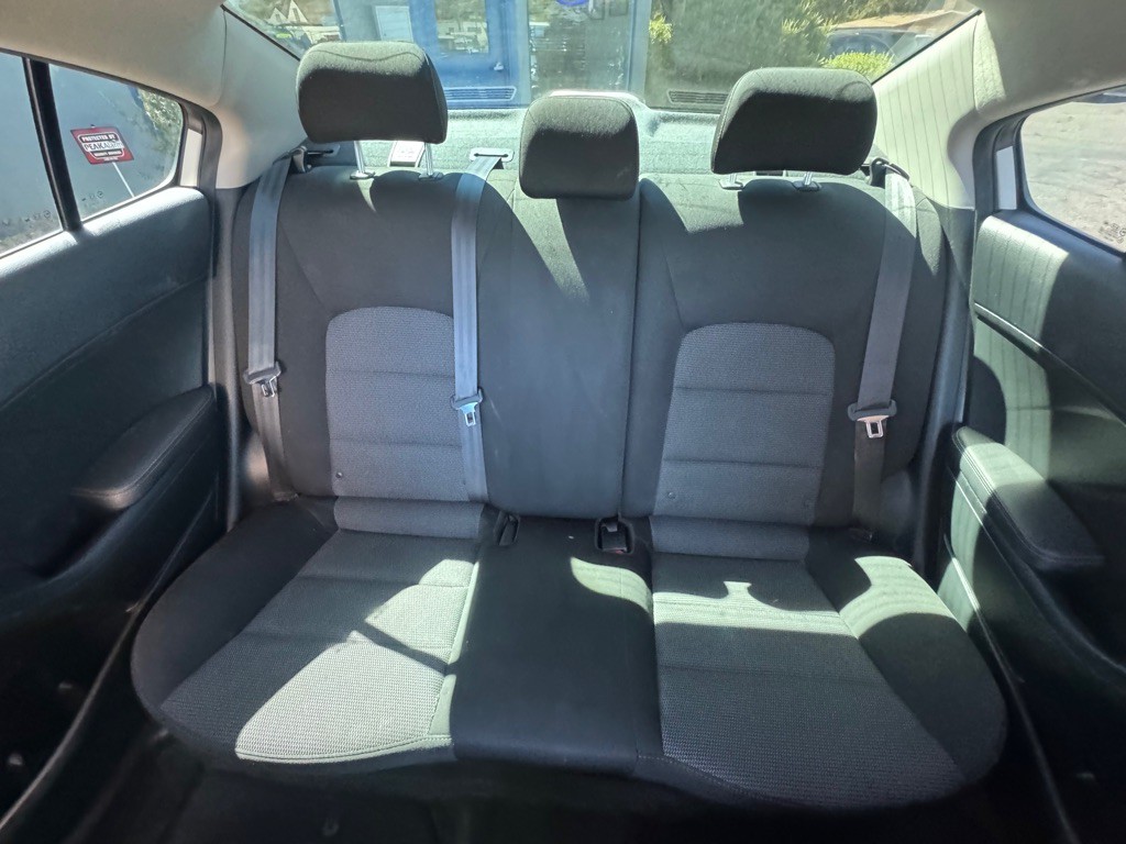 2018 Kia Forte Image 18
