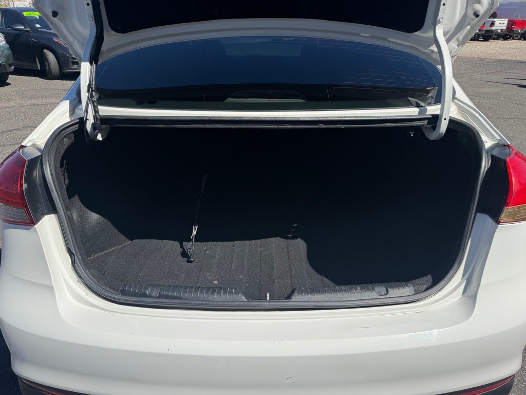 2018 Kia Forte Image 19