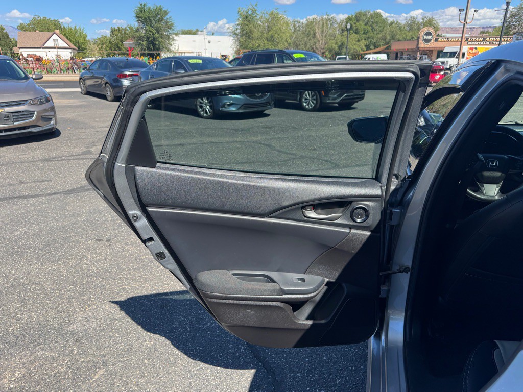 2018 Honda Civic Image 26