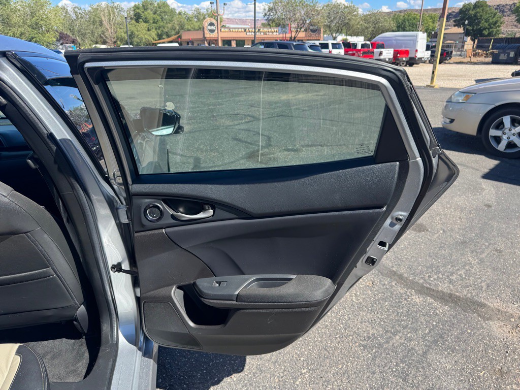 2018 Honda Civic Image 27