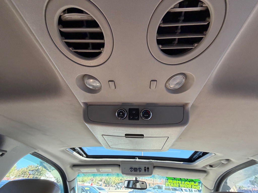 2014 Nissan Armada Image 21