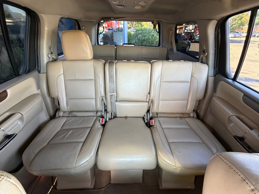 2014 Nissan Armada Image 22