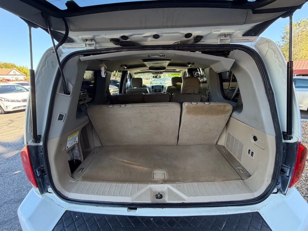 2014 Nissan Armada Image 23