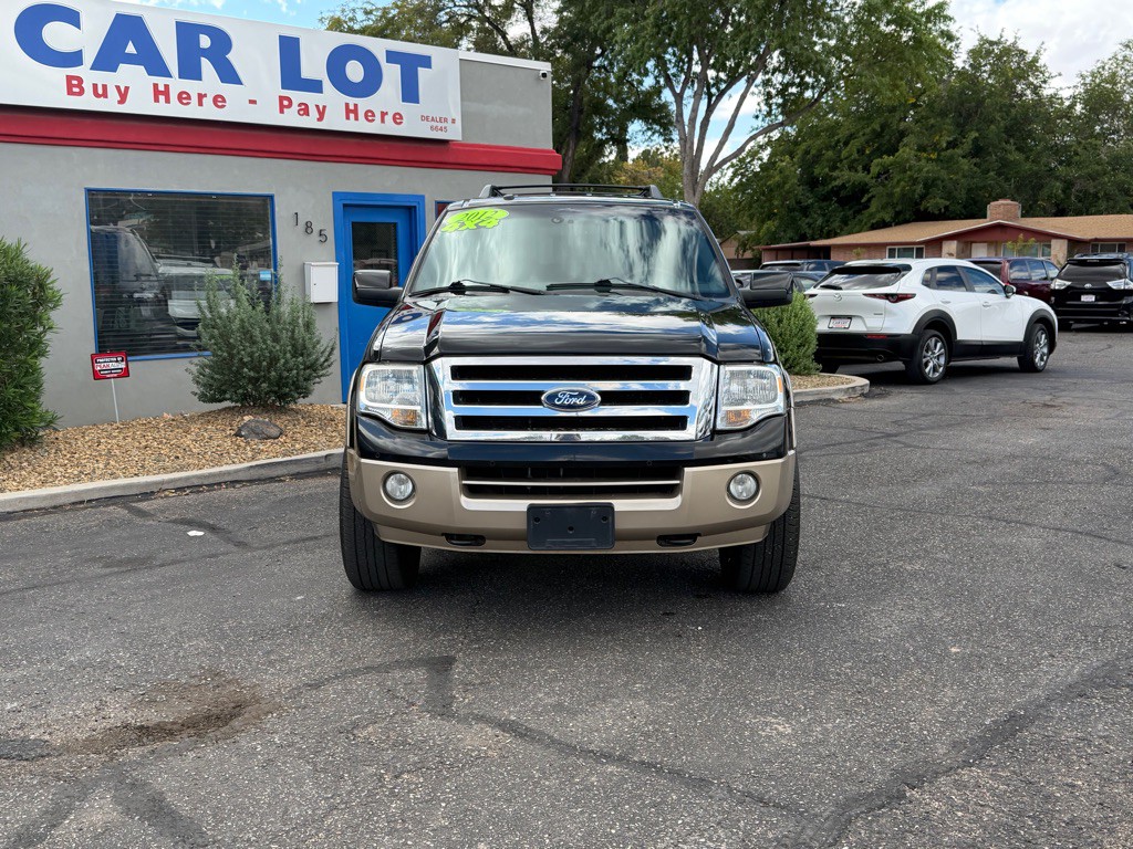 2012 Ford Expedition Image 2