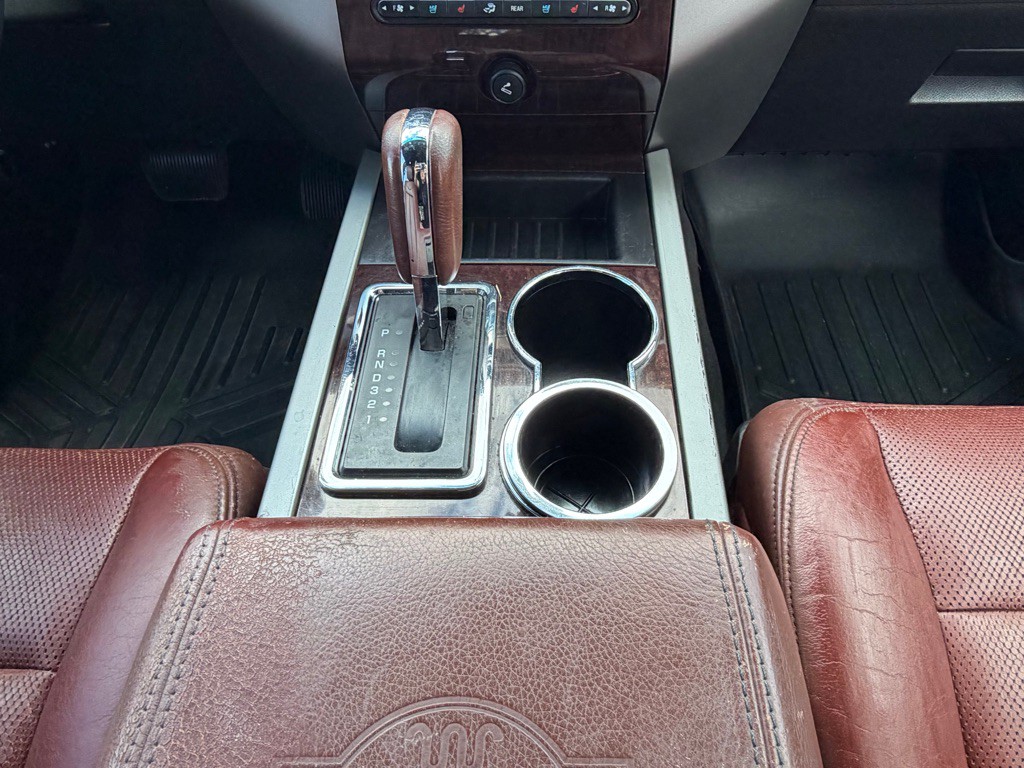 2012 Ford Expedition Image 18