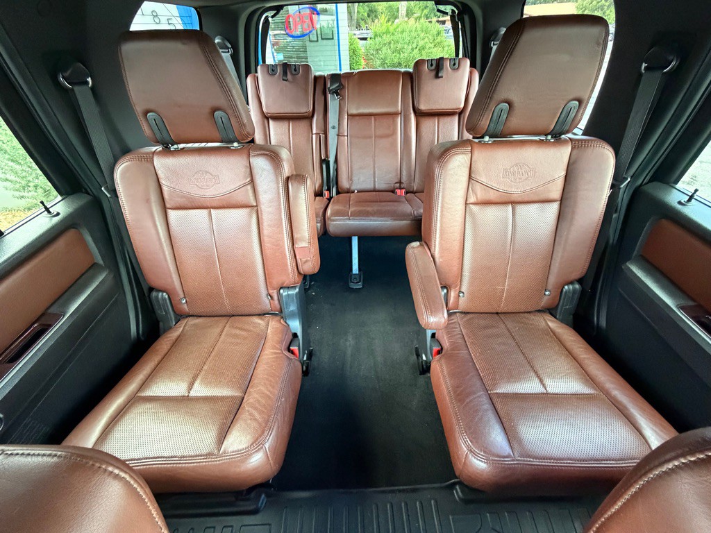 2012 Ford Expedition Image 24